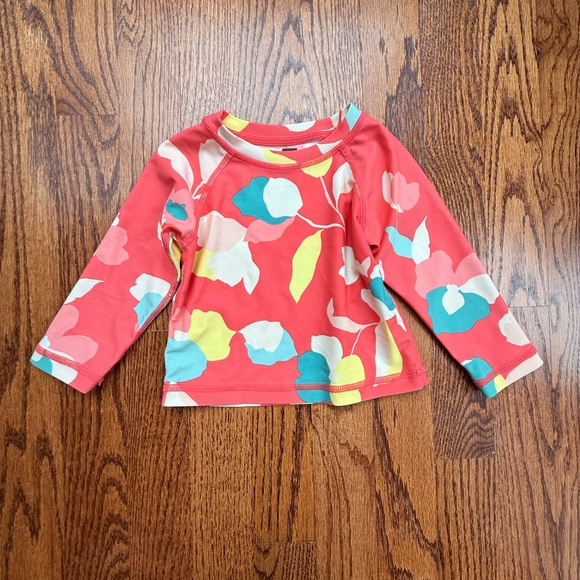 Tea Collection Other - Tea Collection Long Sleeve Rashguard 9-12 Months